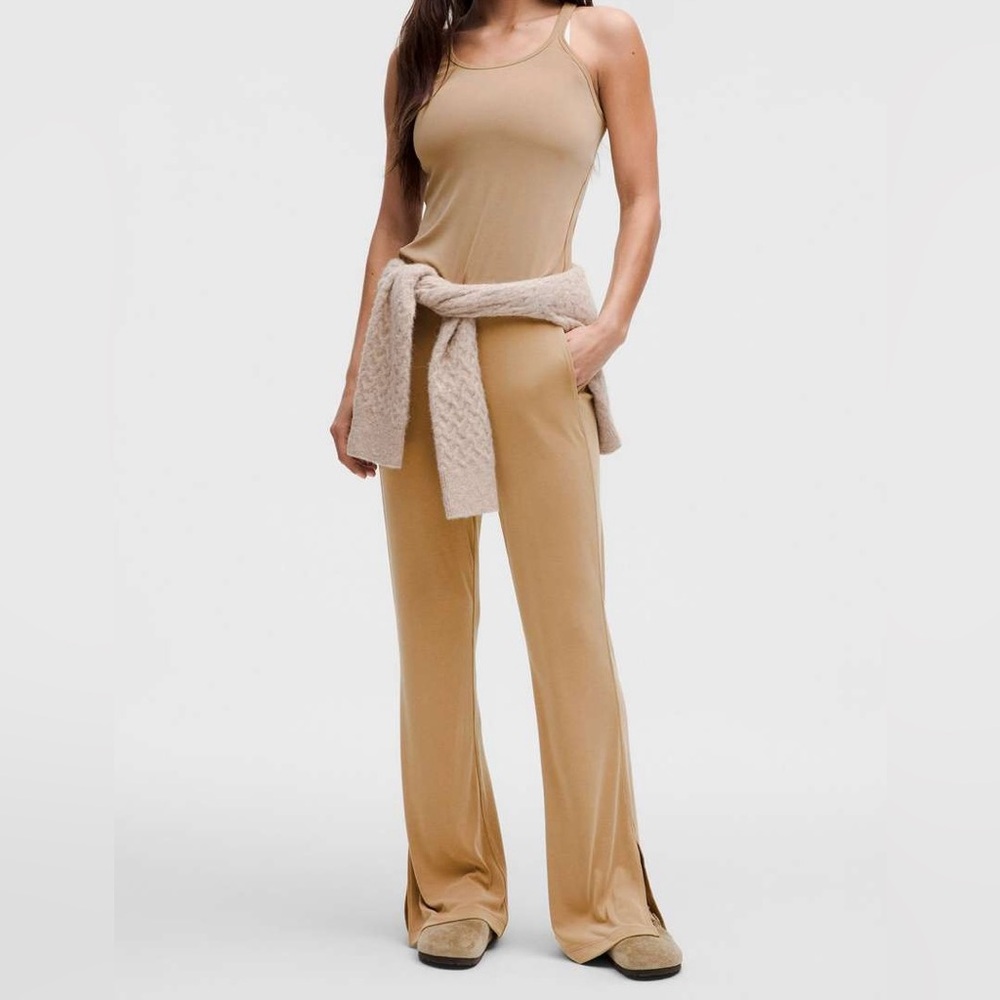🍋 NWT Lululemon Drapey Softstreme Flared Pant Sz XXXS